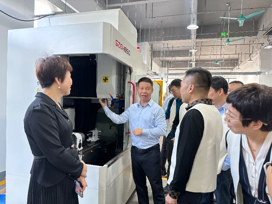 1764575075720037.webp szgh cnc.webp